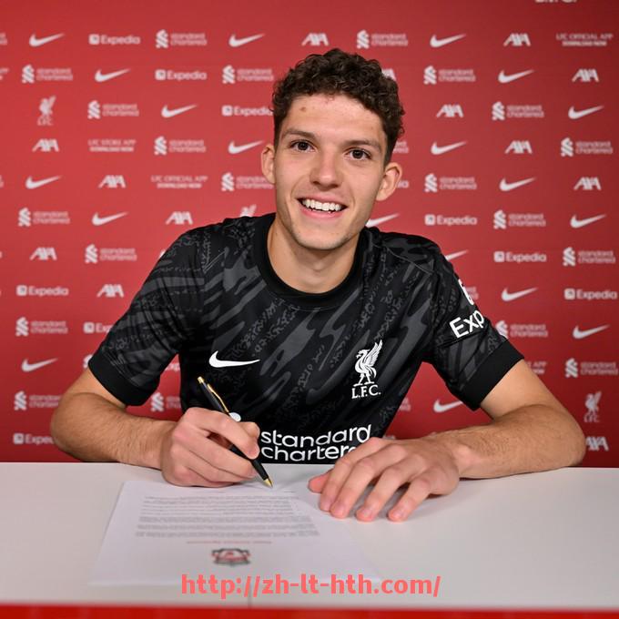 华体会hth登录入口-德甲与法甲球队的对比分析与赛场交锋